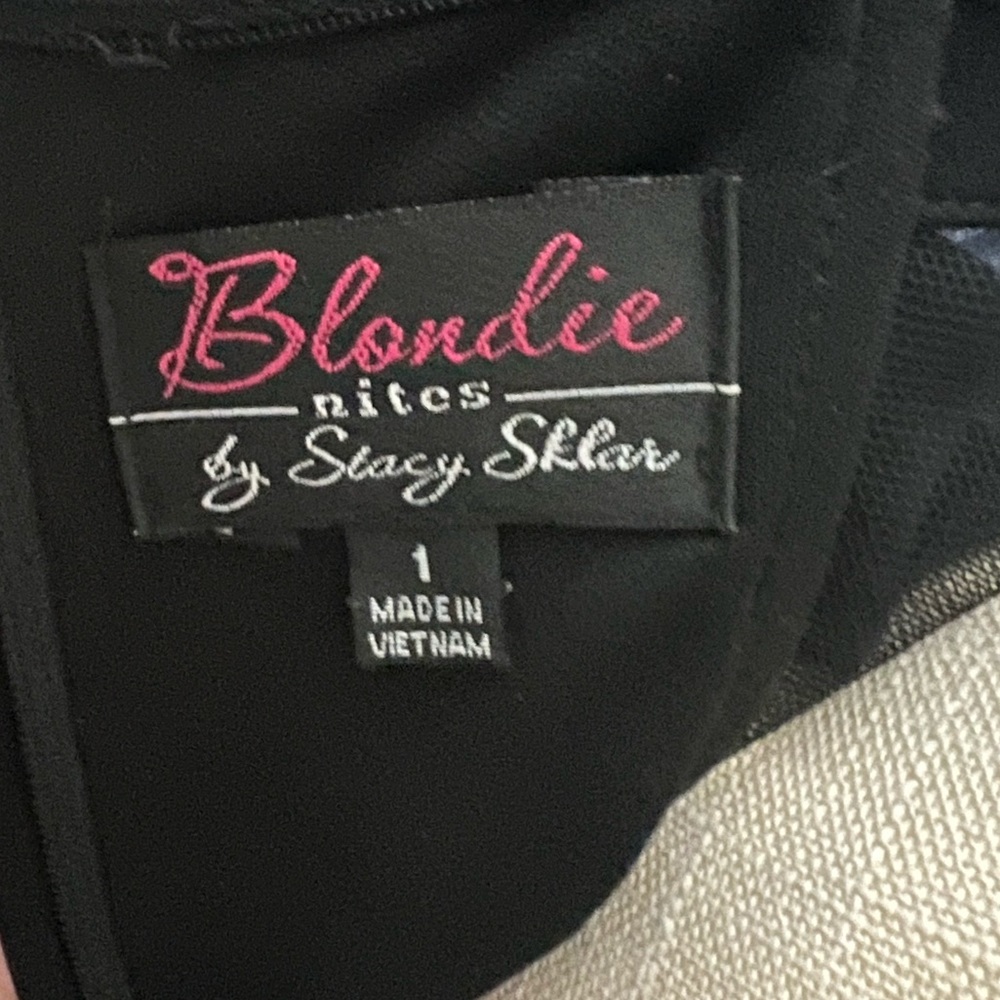 Black strapless dress size 1 - Picture 3 of 3